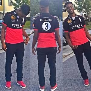 Meet your Posher, Dee